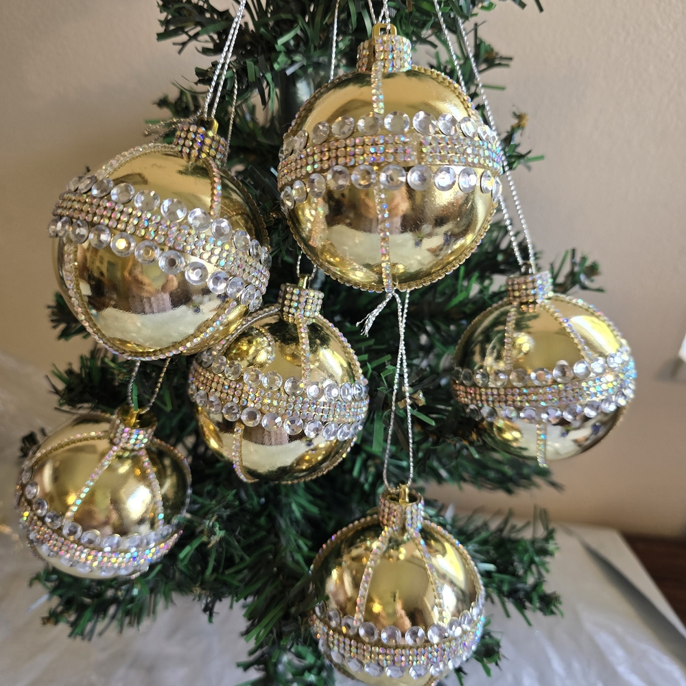 Sparkling Gold and Silver Holiday Ornaments New 6 Piece 2.6 Inch Handmade